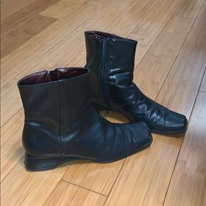 Women’s boots